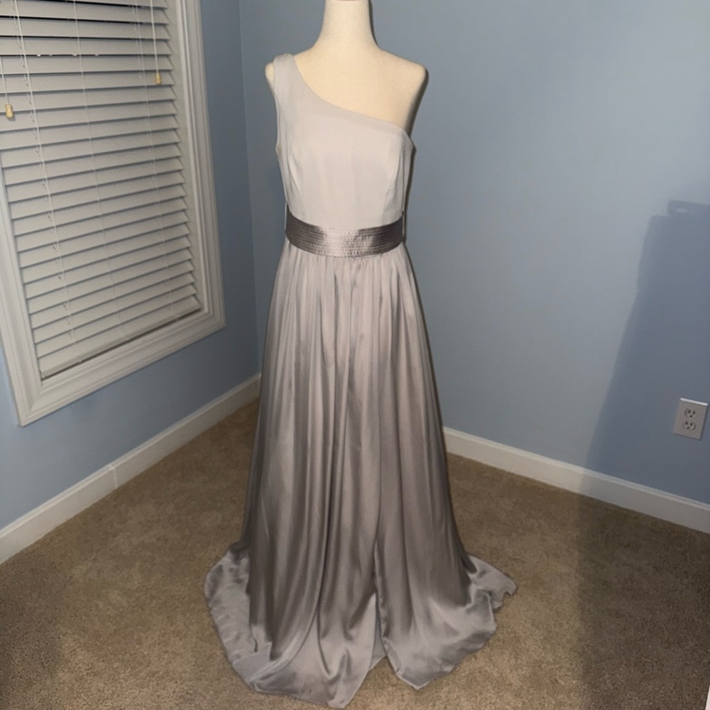 Elegant One-Shoulder Gray Dress